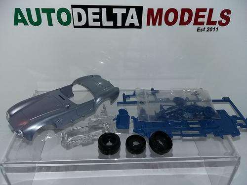 AC COBRA REVELL
